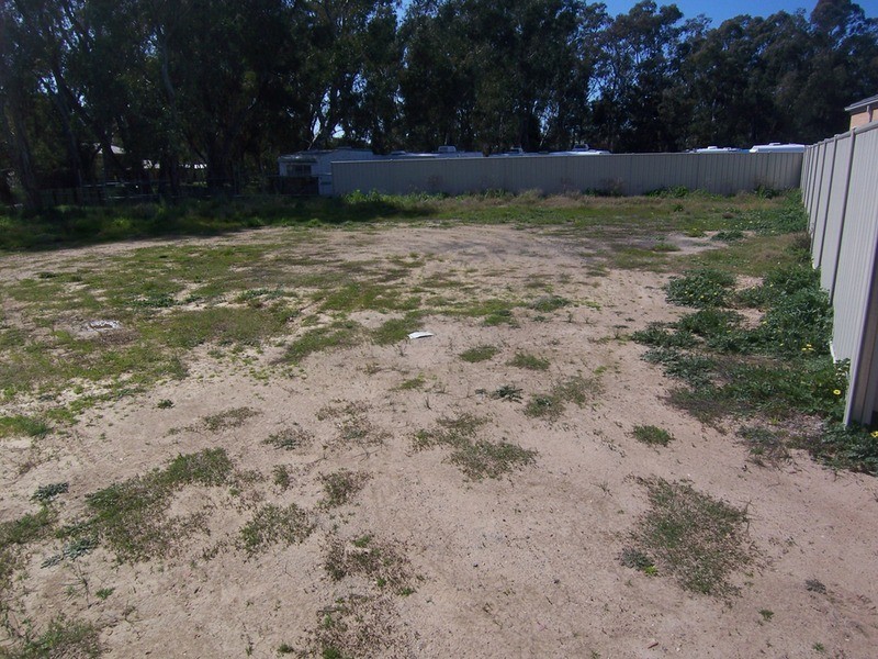 24 Barnett Drive, Kangaroo Flat VIC 3555
