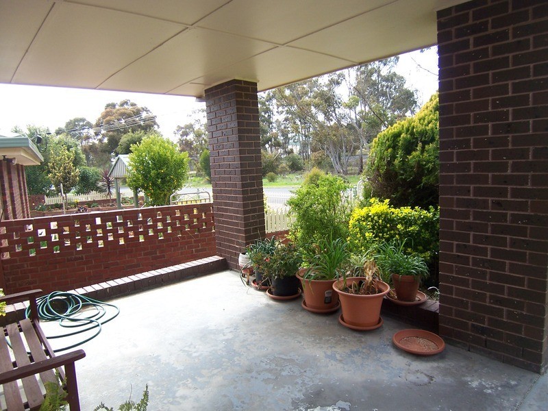 2/37 Short  Street, Kangaroo Flat VIC 3555