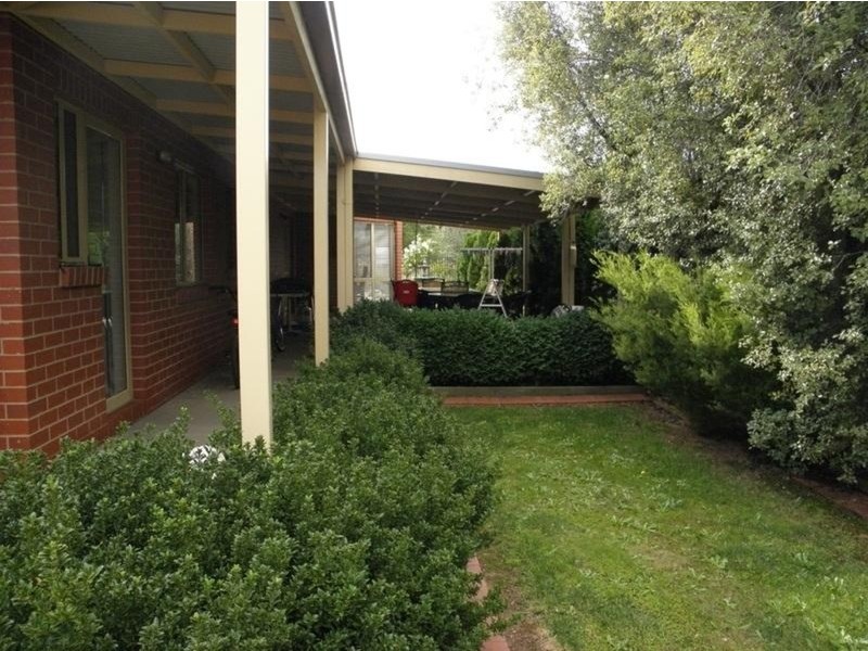 18 Lewana Way, Strathfieldsaye VIC 3551