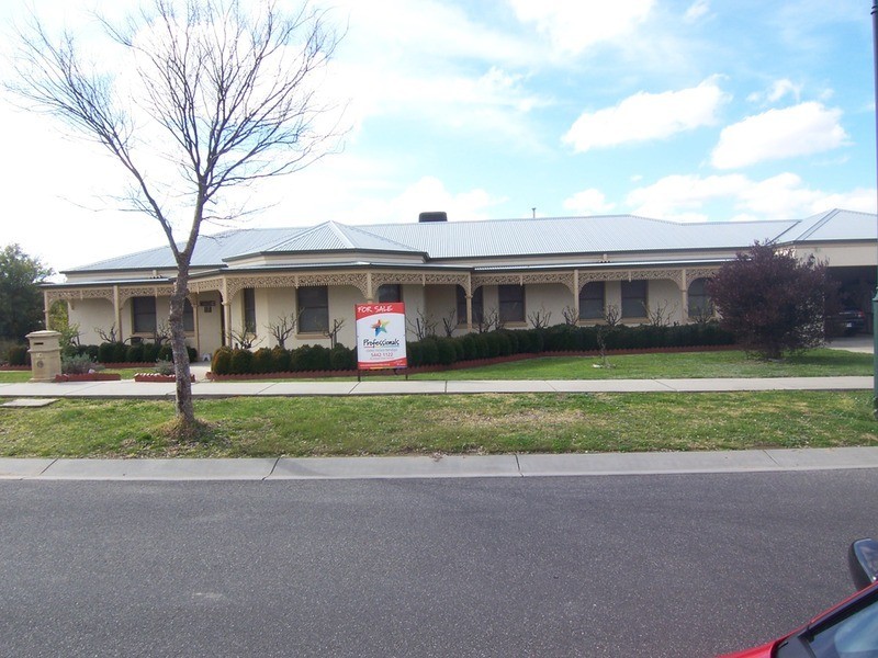 18 Lewana Way, Strathfieldsaye VIC 3551