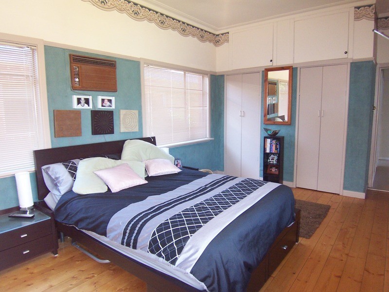 8 Margaret Crescent, Flora Hill VIC 3550