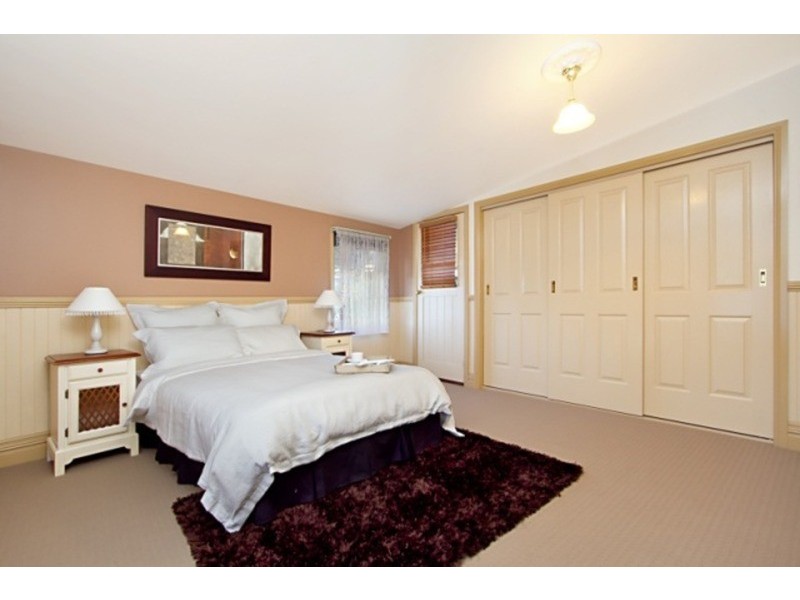 7 Curtin  Street, Flora Hill VIC 3550