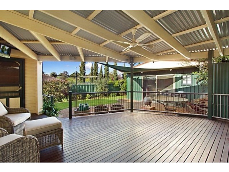 7 Curtin  Street, Flora Hill VIC 3550