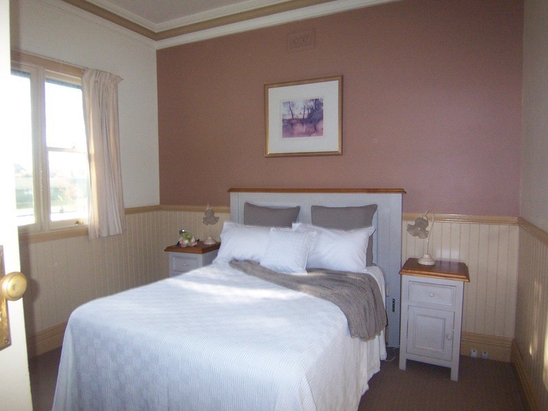 7 Curtin  Street, Flora Hill VIC 3550