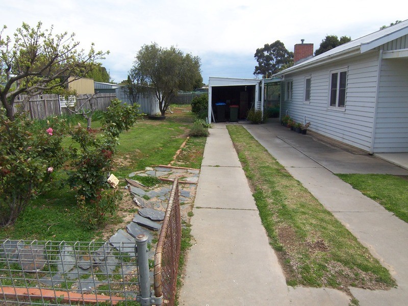 22 Rose Street, California Gully VIC 3556