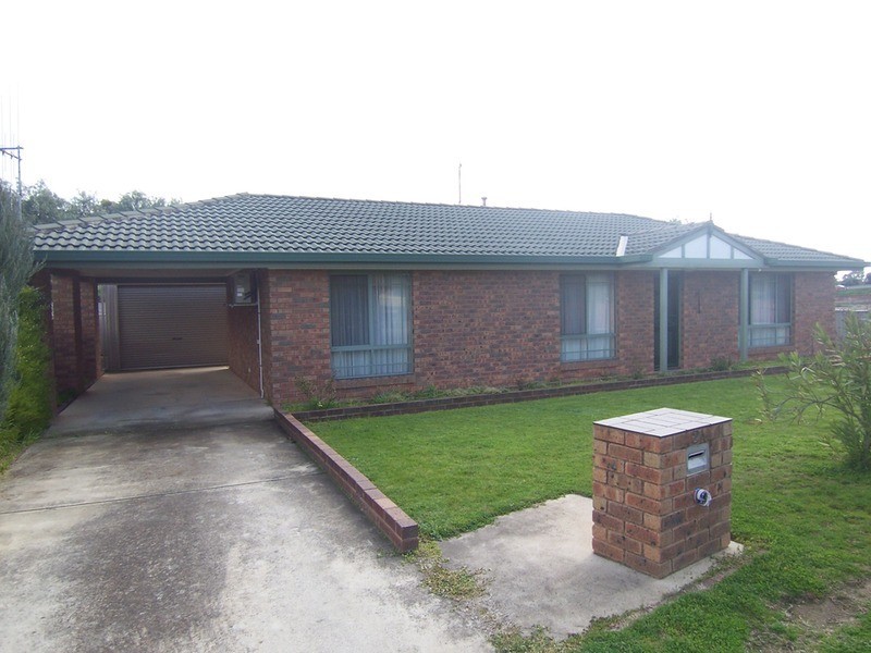 2a Alliance Avenue, California Gully VIC 3556