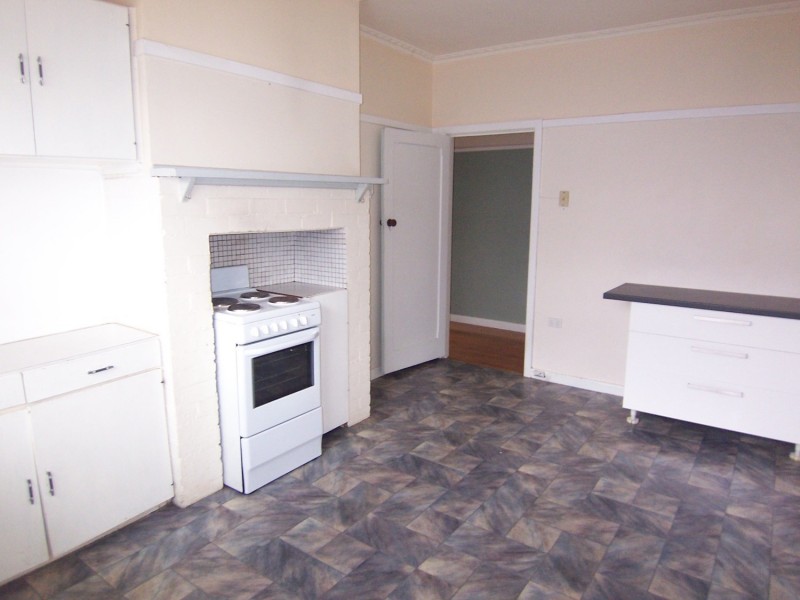 18 Symonds Street, Golden Square VIC 3555