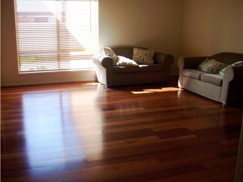 14 Victoria Avenue, Kangaroo Flat VIC 3555