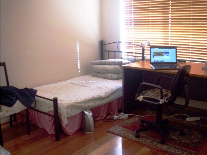 14 Victoria Avenue, Kangaroo Flat VIC 3555