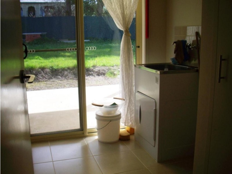 14 Victoria Avenue, Kangaroo Flat VIC 3555