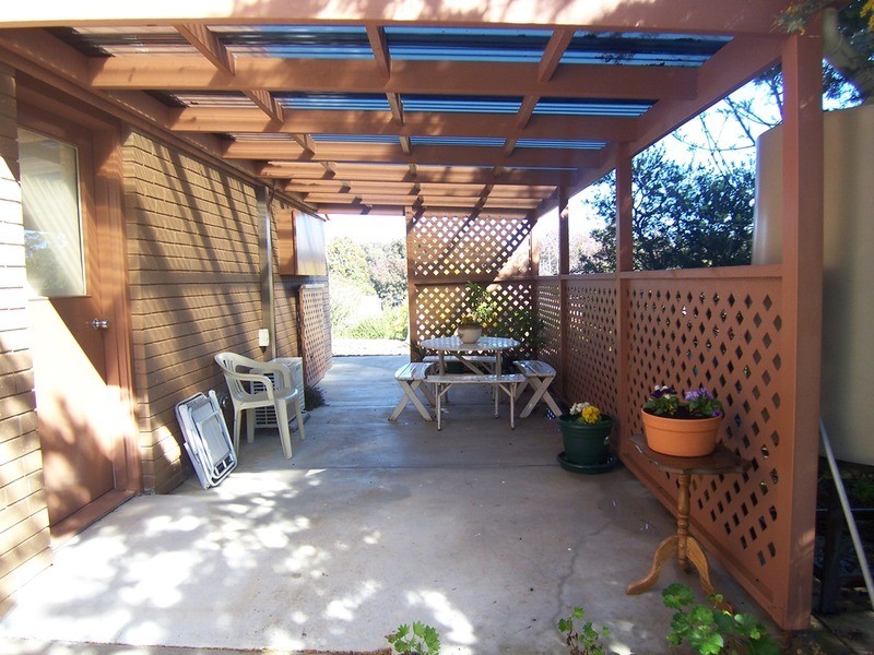 32 Francis Street, Spring Gully VIC 3550