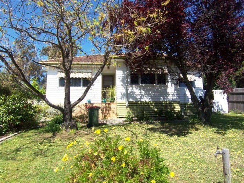 8 Hewitt Avenue, Kennington VIC 3550