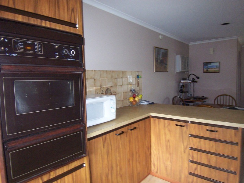 16 Hollywood  Court, Strathdale VIC 3550