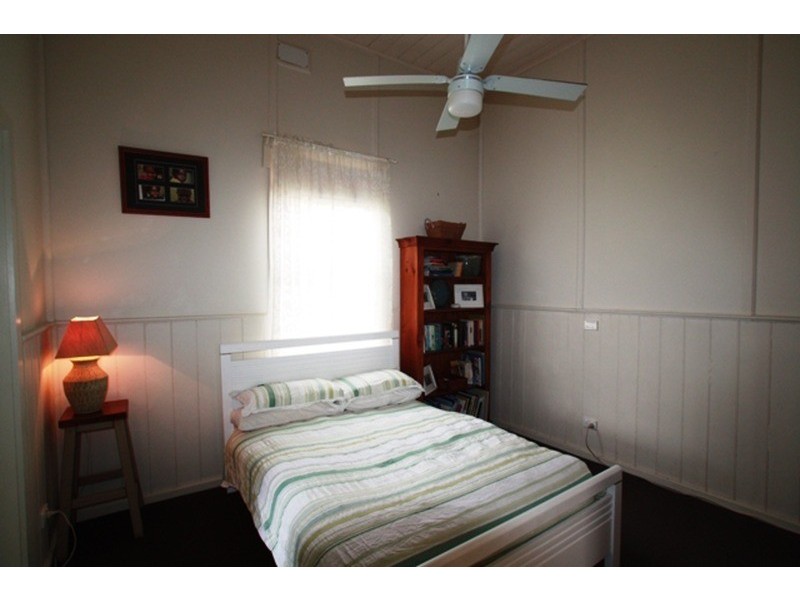 13a Somerville Street, Flora Hill VIC 3550