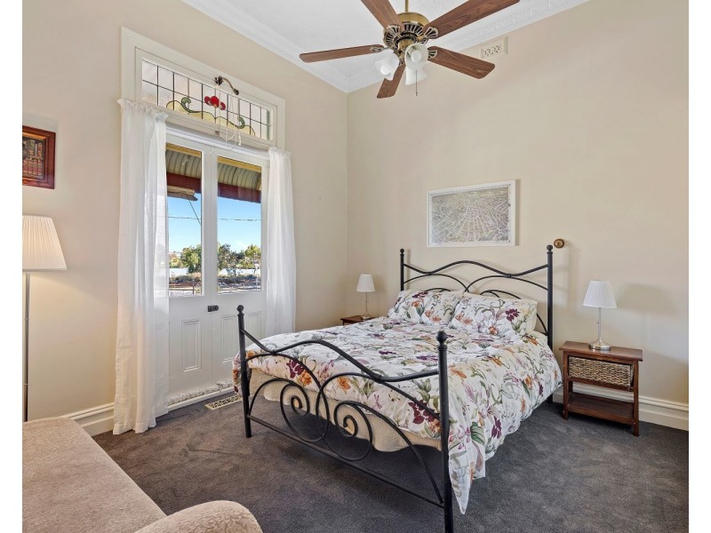6 Butts Road, Eaglehawk VIC 3556
