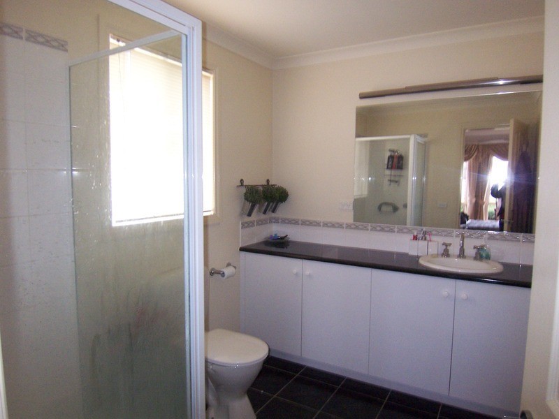 23 Kooringal Drive, Eaglehawk VIC 3556