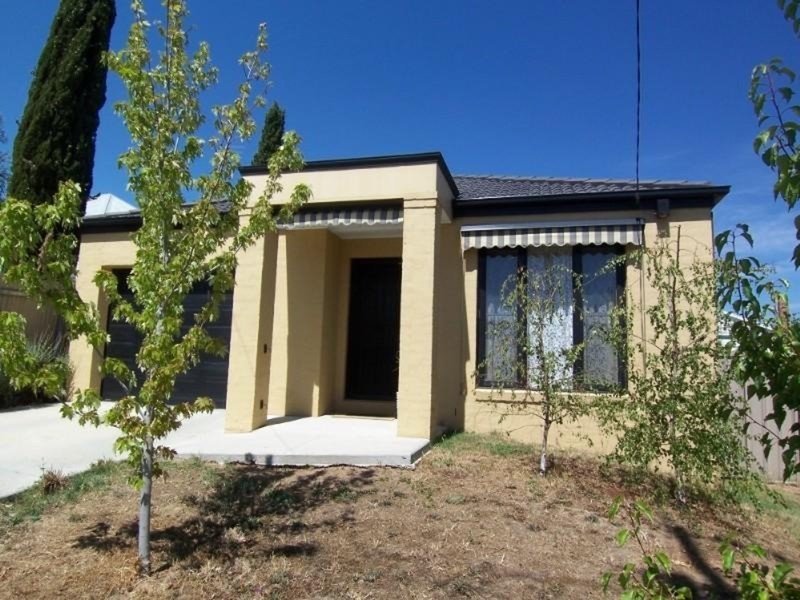 34A Glencoe Street, Kennington VIC 3550