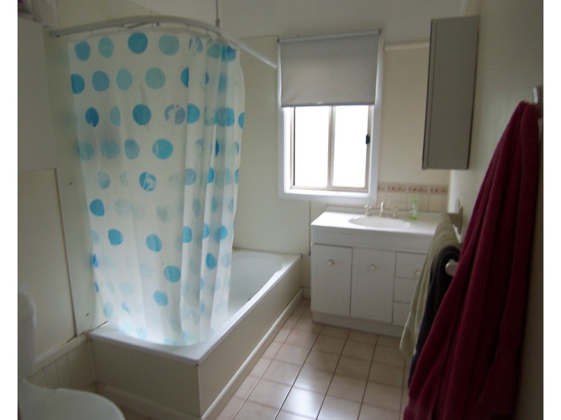 33 Keck Street, Flora Hill VIC 3550