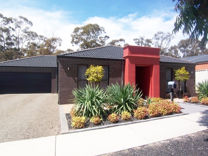 69 Amara Way, Kangaroo Flat VIC 3555