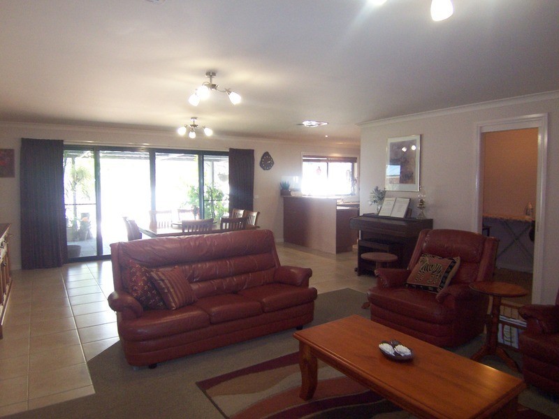 69 Amara Way, Kangaroo Flat VIC 3555