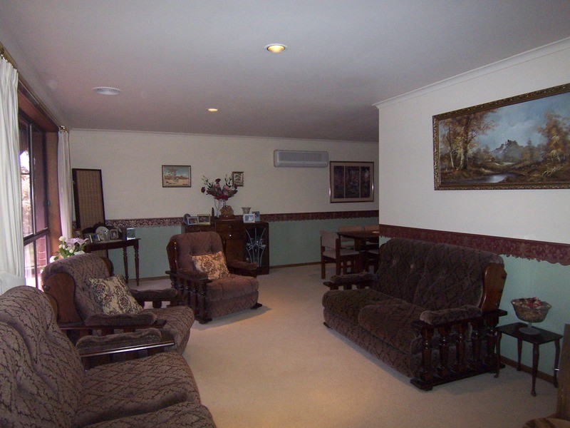 5 Herbert Avenue, Strathdale VIC 3550