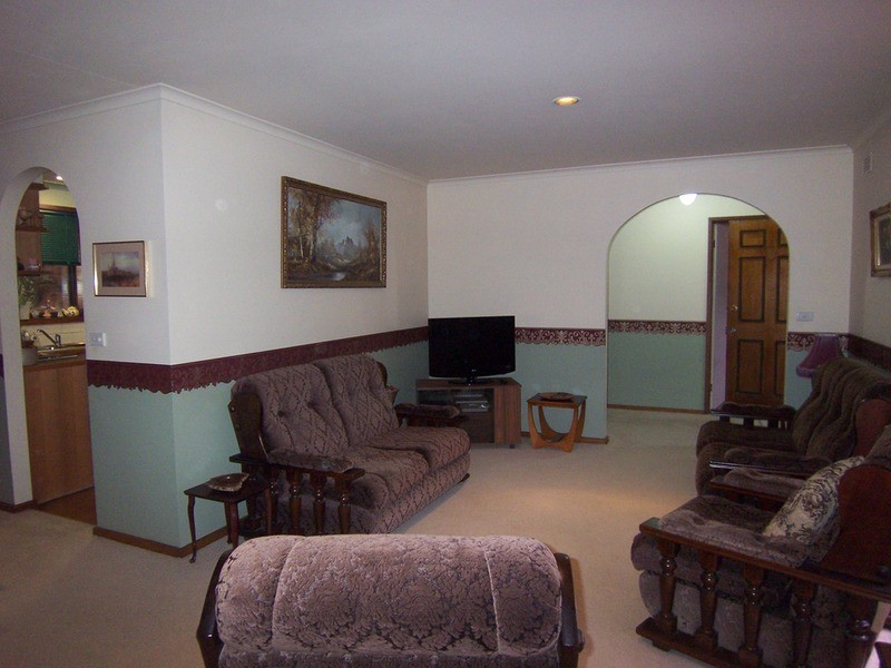 5 Herbert Avenue, Strathdale VIC 3550