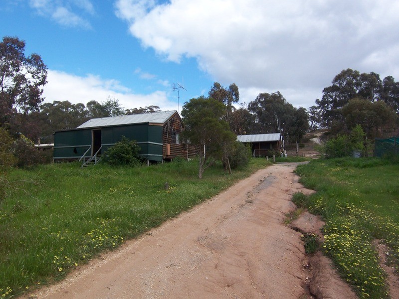 1 & 2/35 St Arnaud Road, Wedderburn VIC 3518