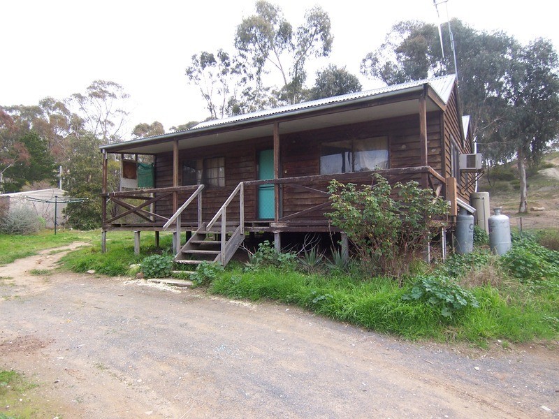 1 & 2/35 St Arnaud Road, Wedderburn VIC 3518