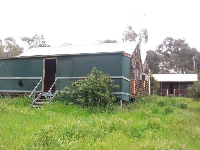 1 & 2/35 St Arnaud Road, Wedderburn VIC 3518