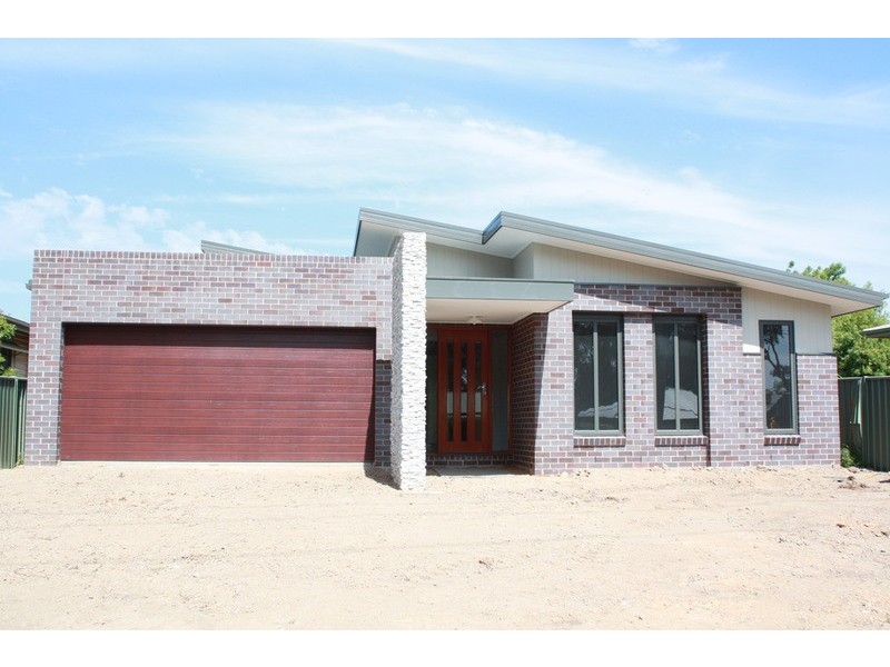 49 Wesley Street, Kangaroo Flat VIC 3555