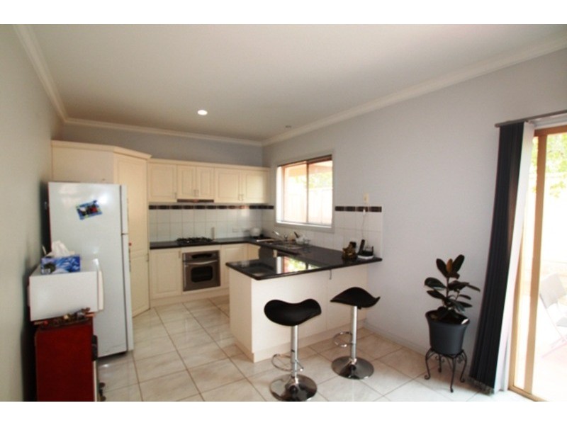 9/6 Fox Street, East Bendigo VIC 3550