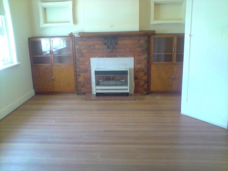 11 Brodie Street, Quarry Hill VIC 3550