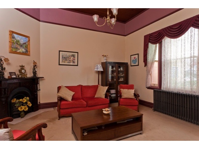 302 High Street, Golden Square VIC 3555