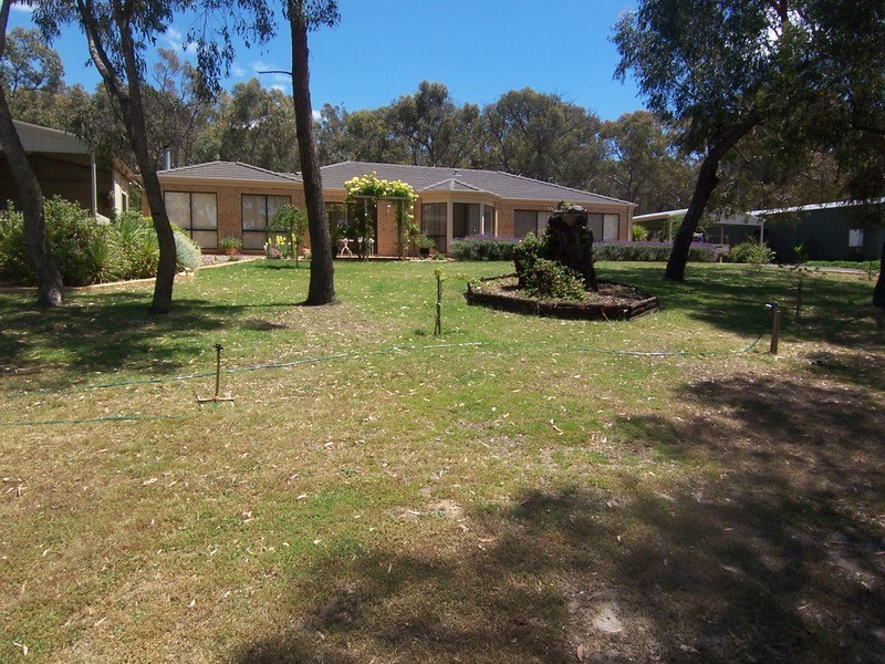 51 Reyn Road, Sedgwick VIC 3551