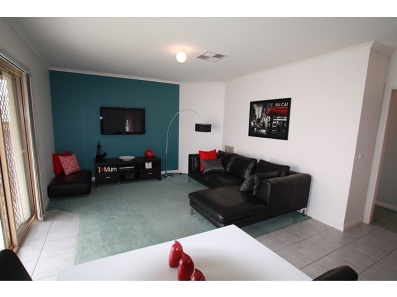 24 Warranwah Drive, Strathdale VIC 3550