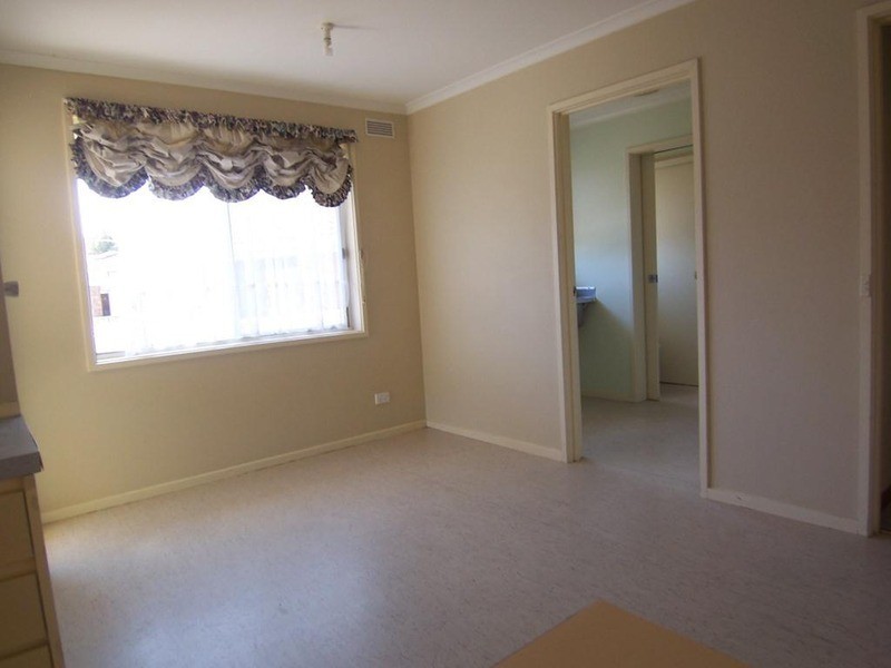 1/11 Cogo Court, Golden Square VIC 3555