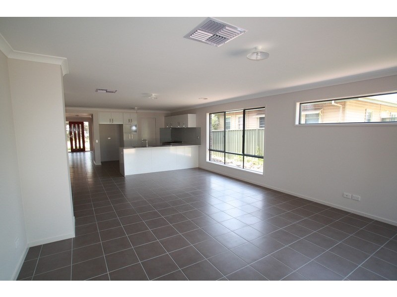 49 Wesley Street, Kangaroo Flat VIC 3555