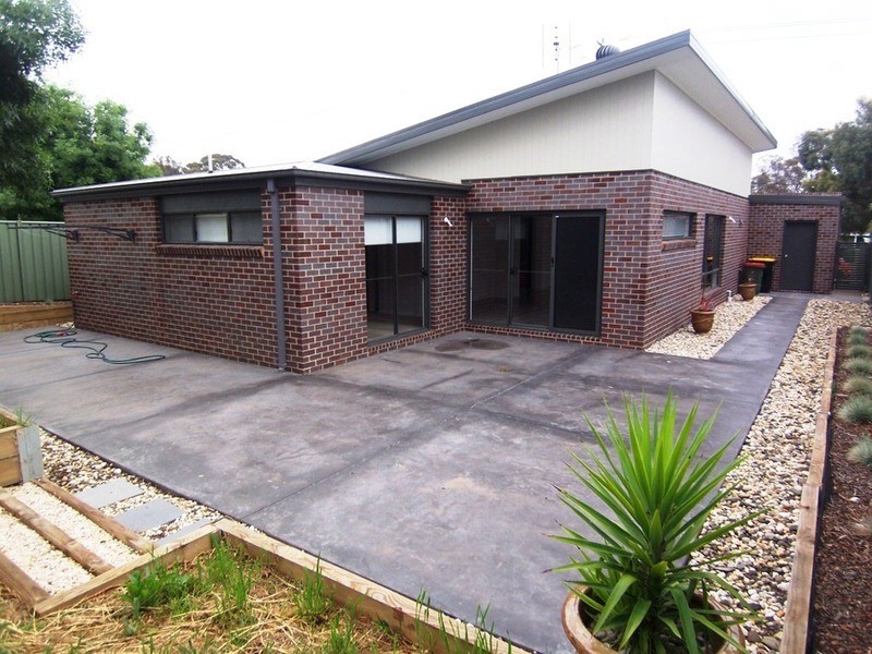 49 Wesley Street, Kangaroo Flat VIC 3555