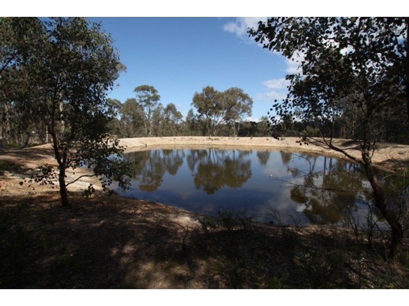 298 Bennetts Road, Junortoun VIC 3551