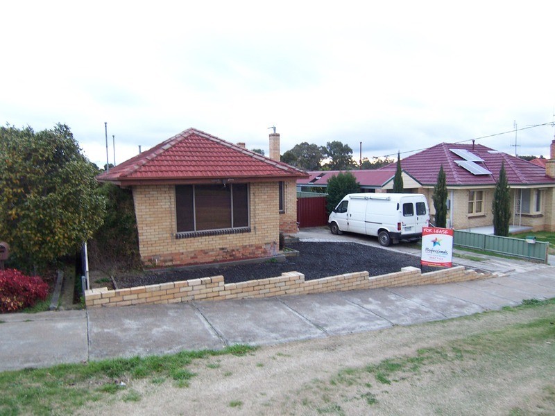 11 Grace Street, White Hills VIC 3550