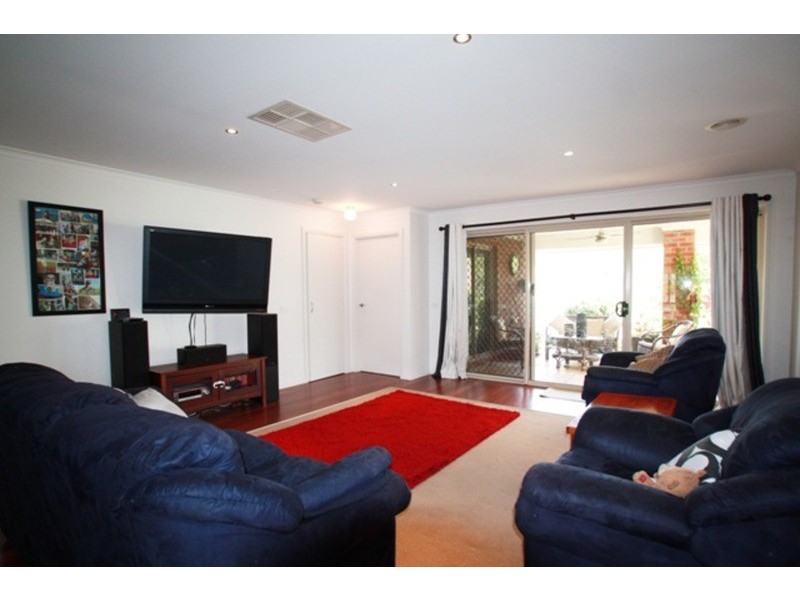 4 Kristy  Drive, Spring Gully VIC 3550