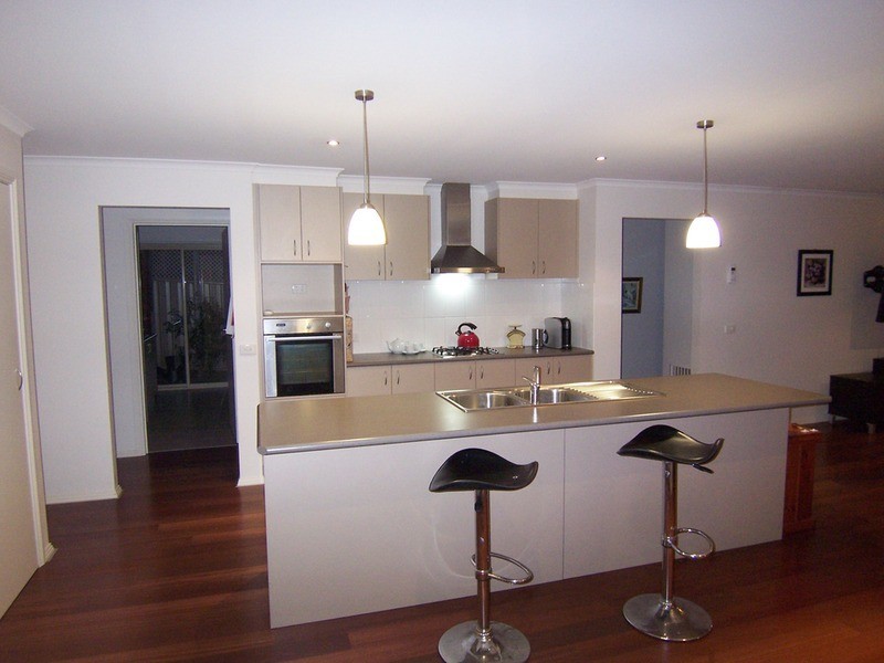 4 Kristy  Drive, Spring Gully VIC 3550