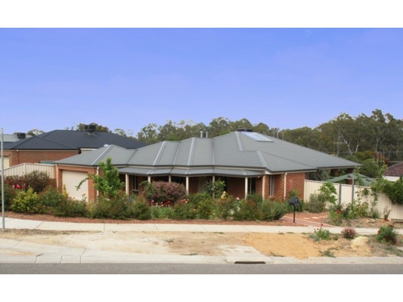 4 Kristy  Drive, Spring Gully VIC 3550