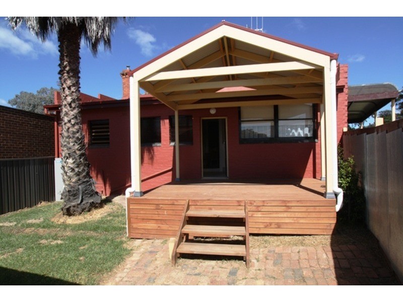 31 Reginald  Street, Quarry Hill VIC 3550