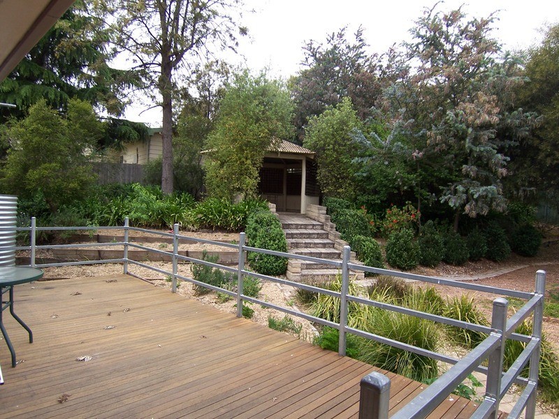 4 Alma Court, Kangaroo Flat VIC 3555