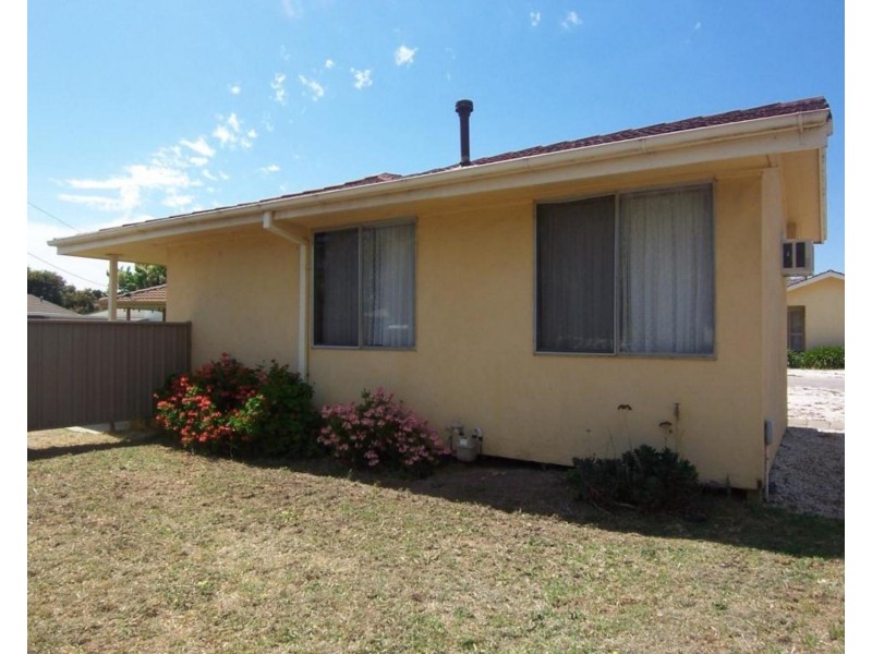 1/11 Cogo Court, Golden Square VIC 3555