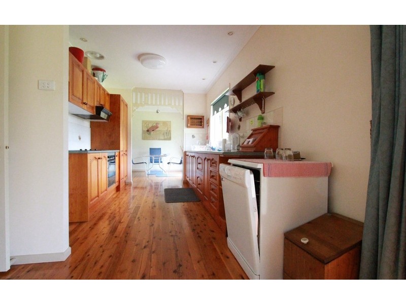 51 Hall Road, Heathcote VIC 3523