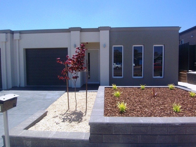 1B Taylor Street, Kangaroo Flat VIC 3555
