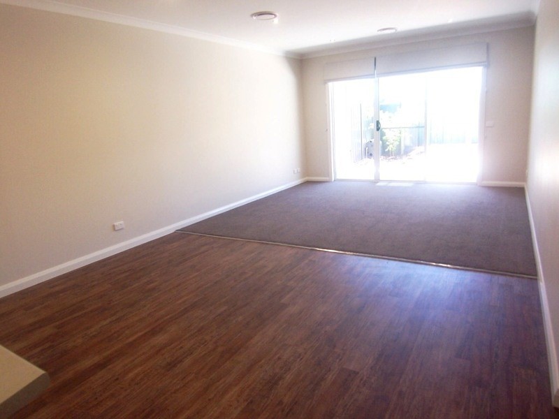 1B Taylor Street, Kangaroo Flat VIC 3555