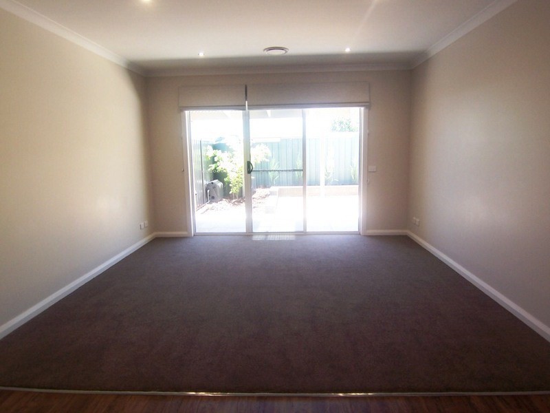 1B Taylor Street, Kangaroo Flat VIC 3555